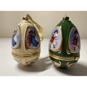 2 Mr Christmas Musical Egg Ornament / Trinket Box